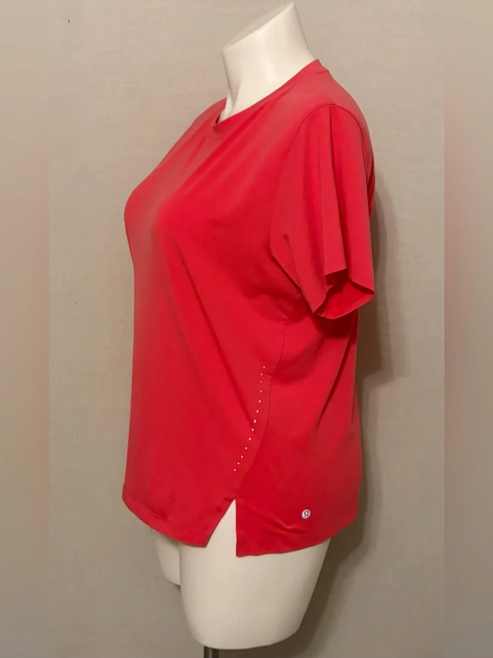 Size 12 women’s lululemon top
